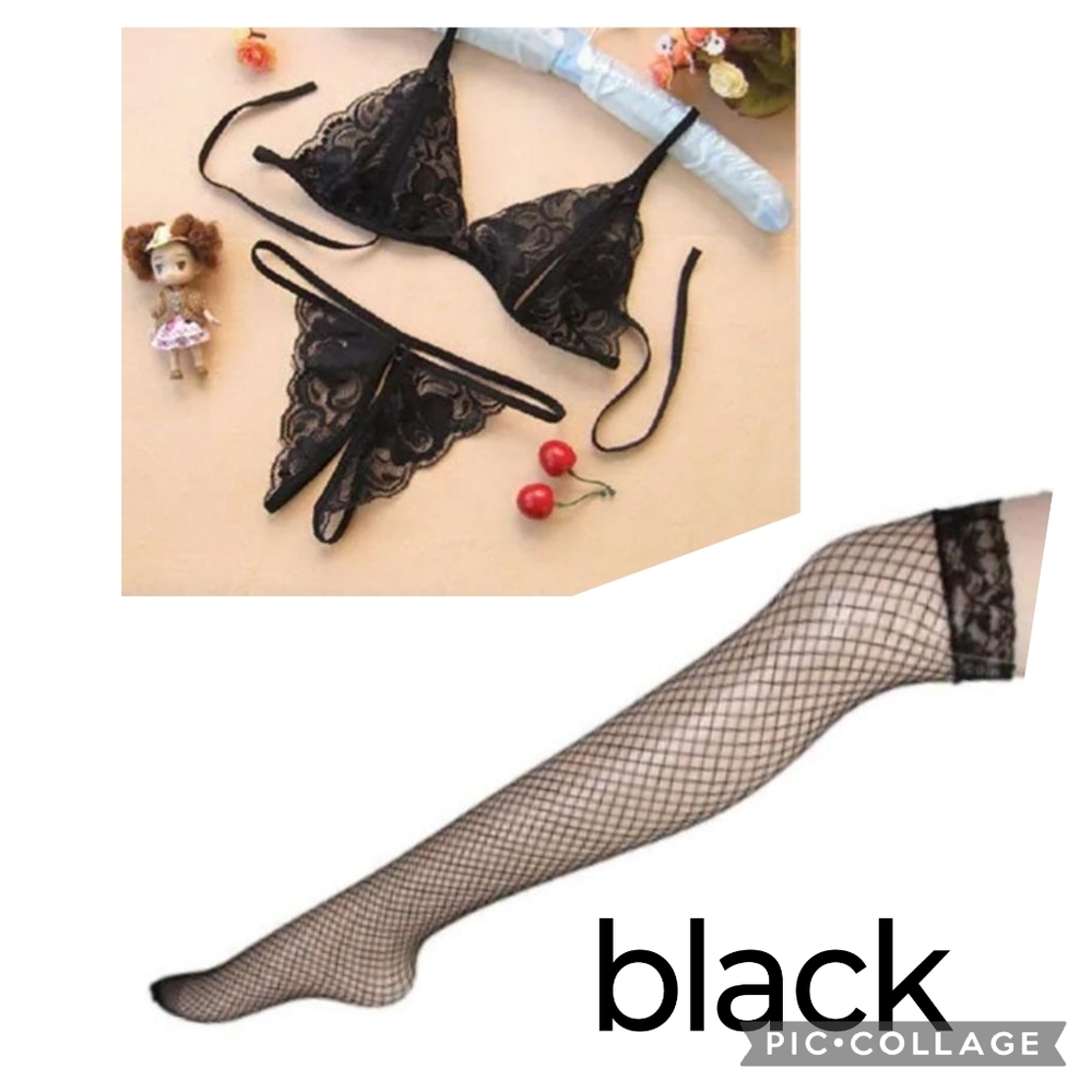 Black crotchless panties/bra with leggings